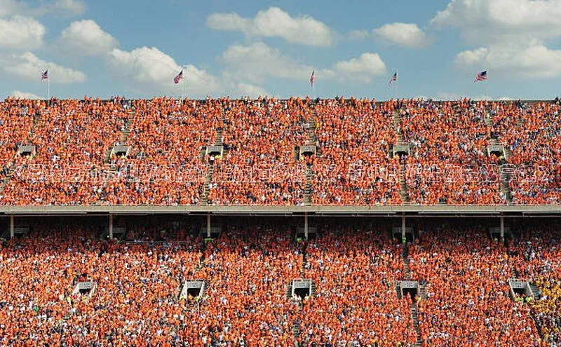 j9九游会登录入口首页旧版宣亚国际《足球运动员训练时应该上跑道多少米？专业解读让你轻松掌握》